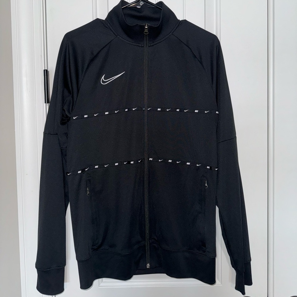 Nike Women’s Running Jacket - Black